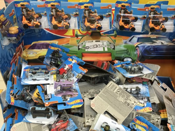 Hot Wheels Treasure Hunt